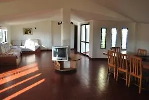 Olhos Do Mar Апартаменты