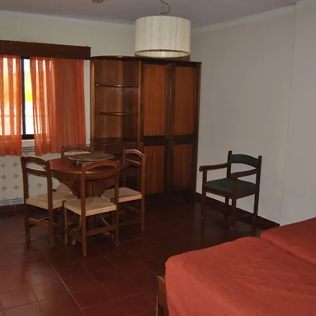Olhos Do Mar Apartamento